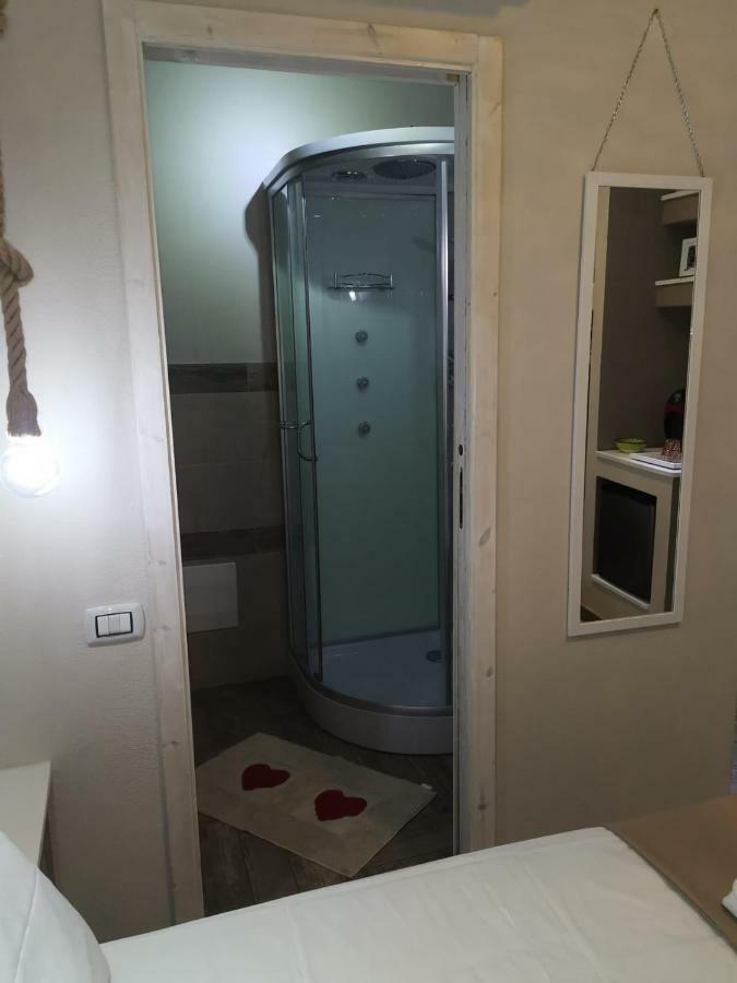 Guesthouse Luisella Кальяри Экстерьер фото
