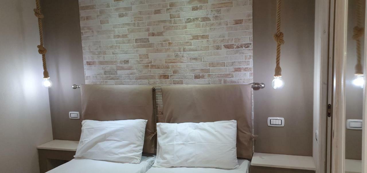 Guesthouse Luisella Кальяри Экстерьер фото